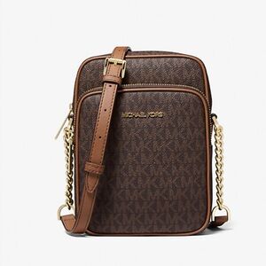 MICHAEL KORS  Jet Set Travel Md Logo Crossbody Flight Bag # 35F1GTVC2B NWT
Brown